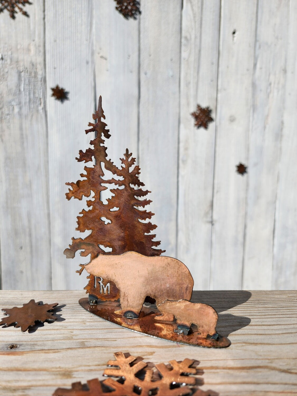 Bear & Cub Table Stand