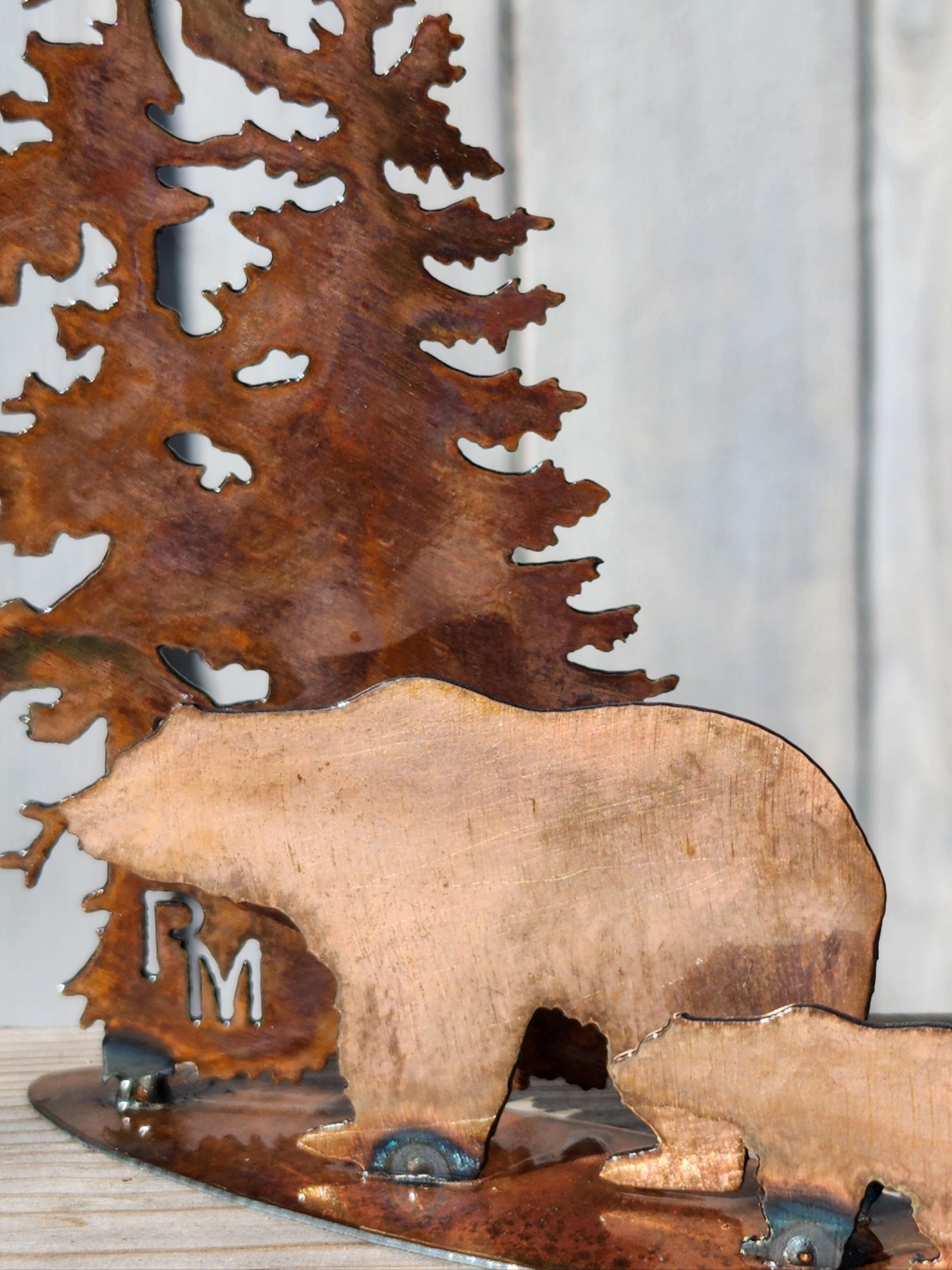 Bear & Cub Table Stand