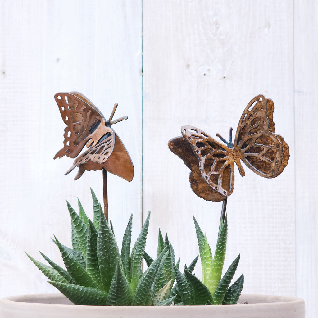 Monarch & Swallowtail Butterfly Stake Set