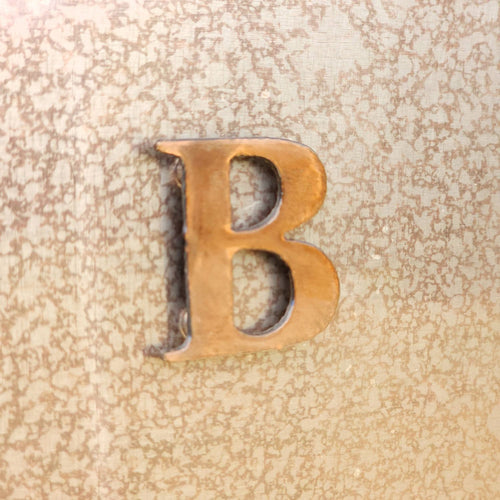 - B - Magnet