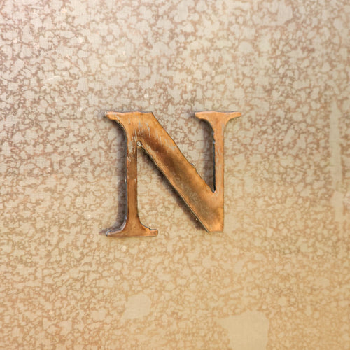 - N - Magnet