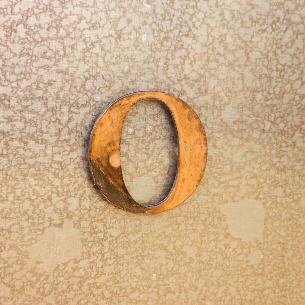 - O - Magnet
