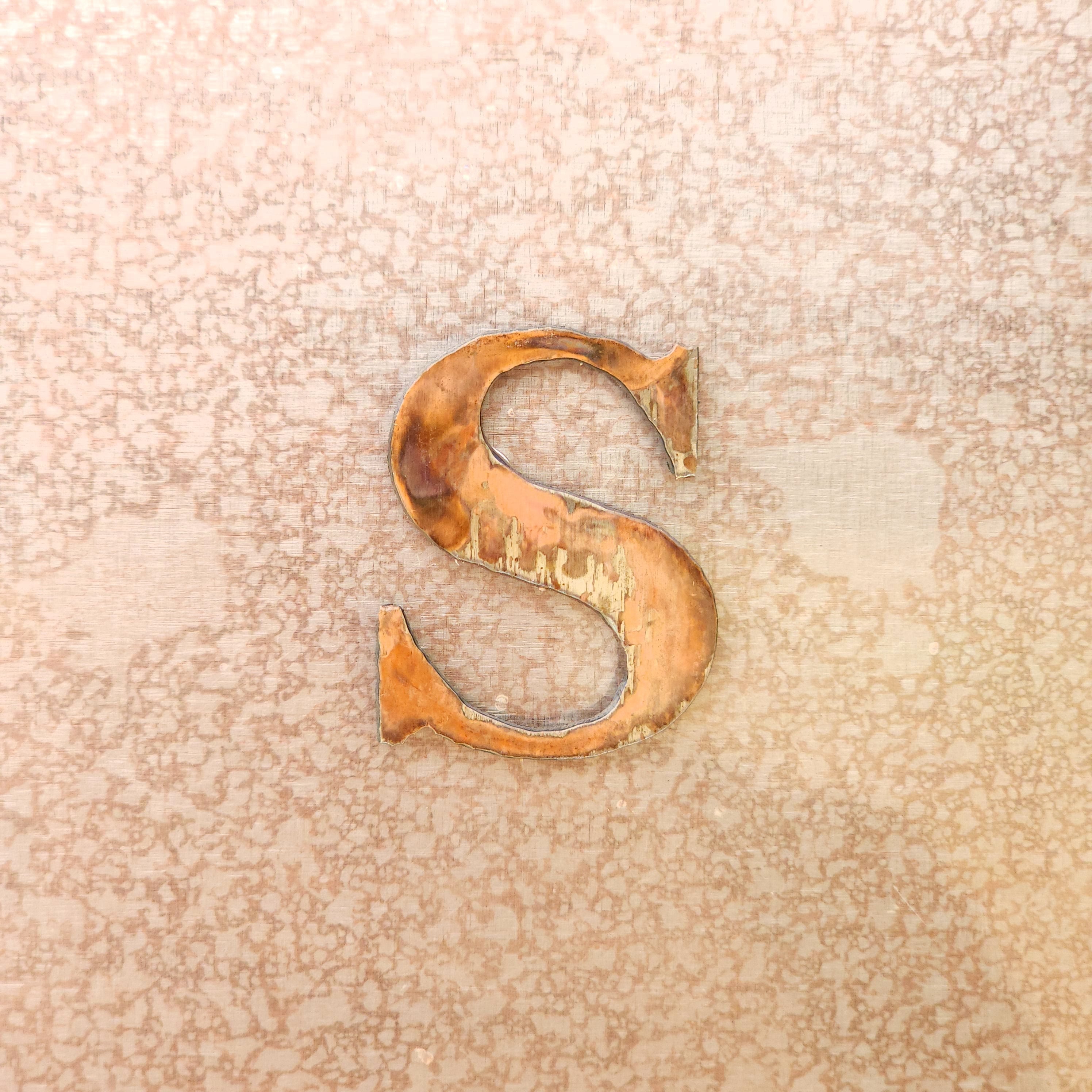 - S - Magnet