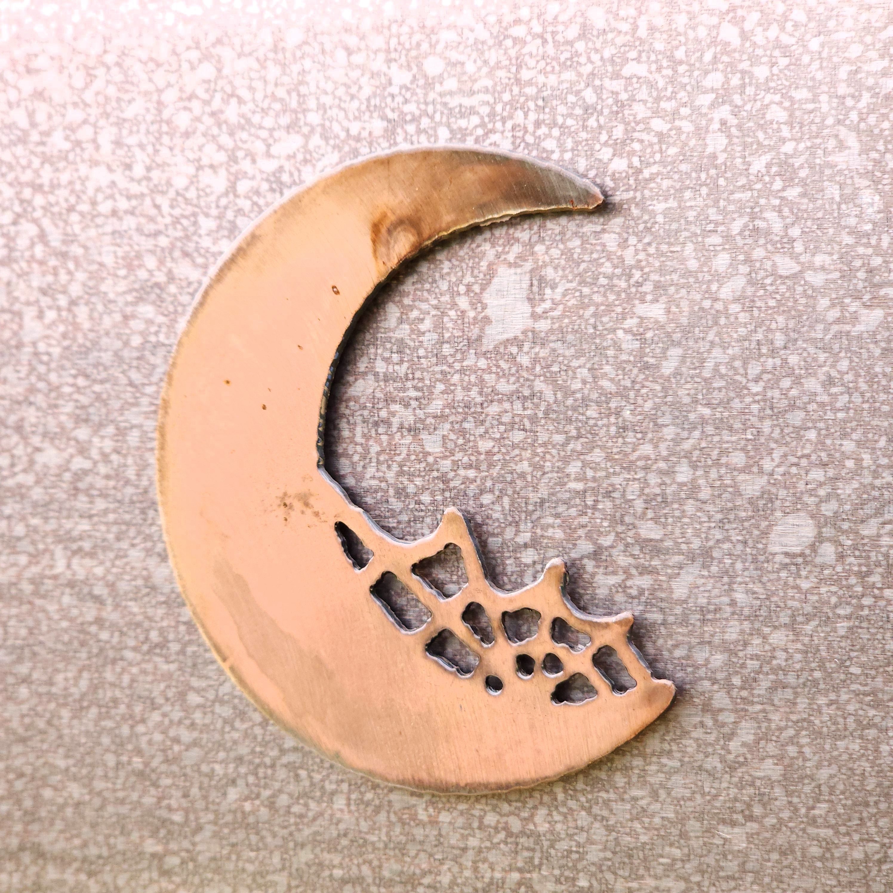 Moon Web Magnet