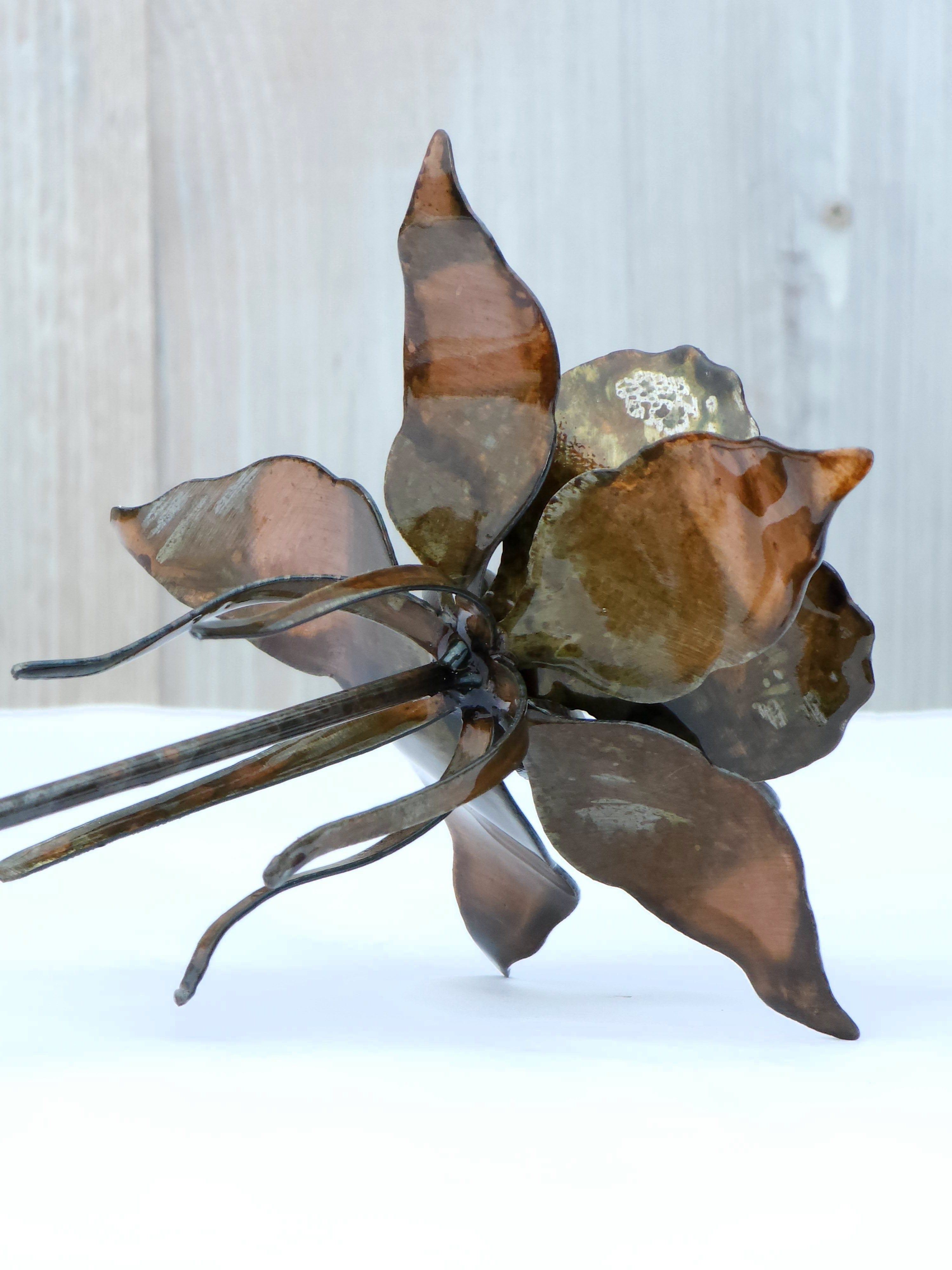 3D Columbine Flower Stake